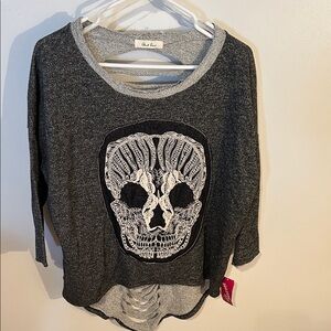 Black Bead Gray Skull Sweater